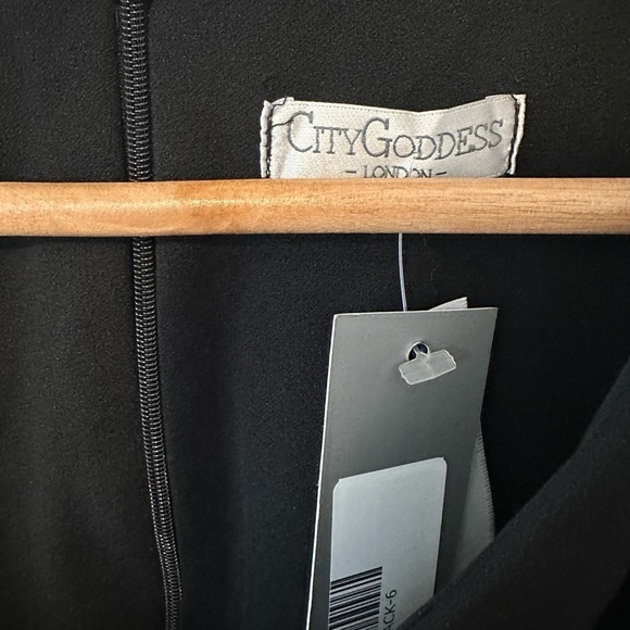 City Goddess London Black Mini Dress - Picture 3 of 4